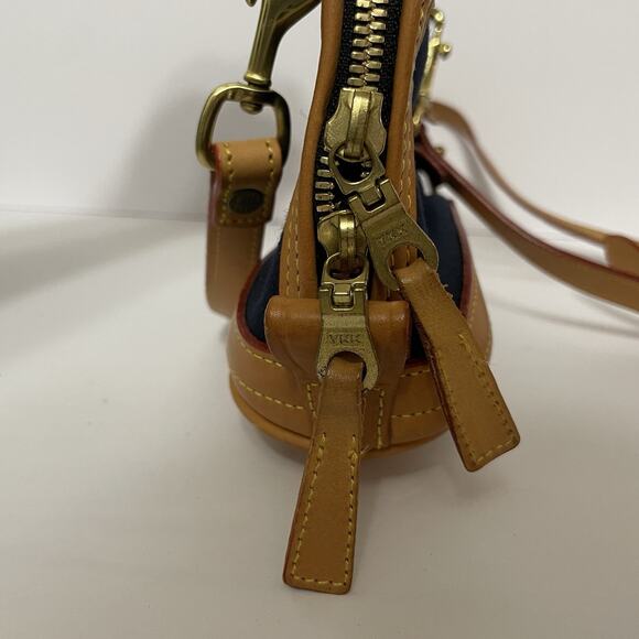 Vintage Dooney & Bourke Cabriolet Bag Navy Canvas Tan Leather Domed USA Satchel - Picture 12 of 16